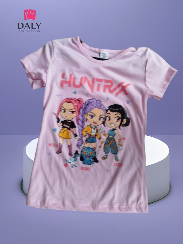 Polo infantil color lila con diseño de Sailor Moon.