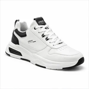 Zapatilla urbana para hombre disponible en Galería Daly Lima Norte